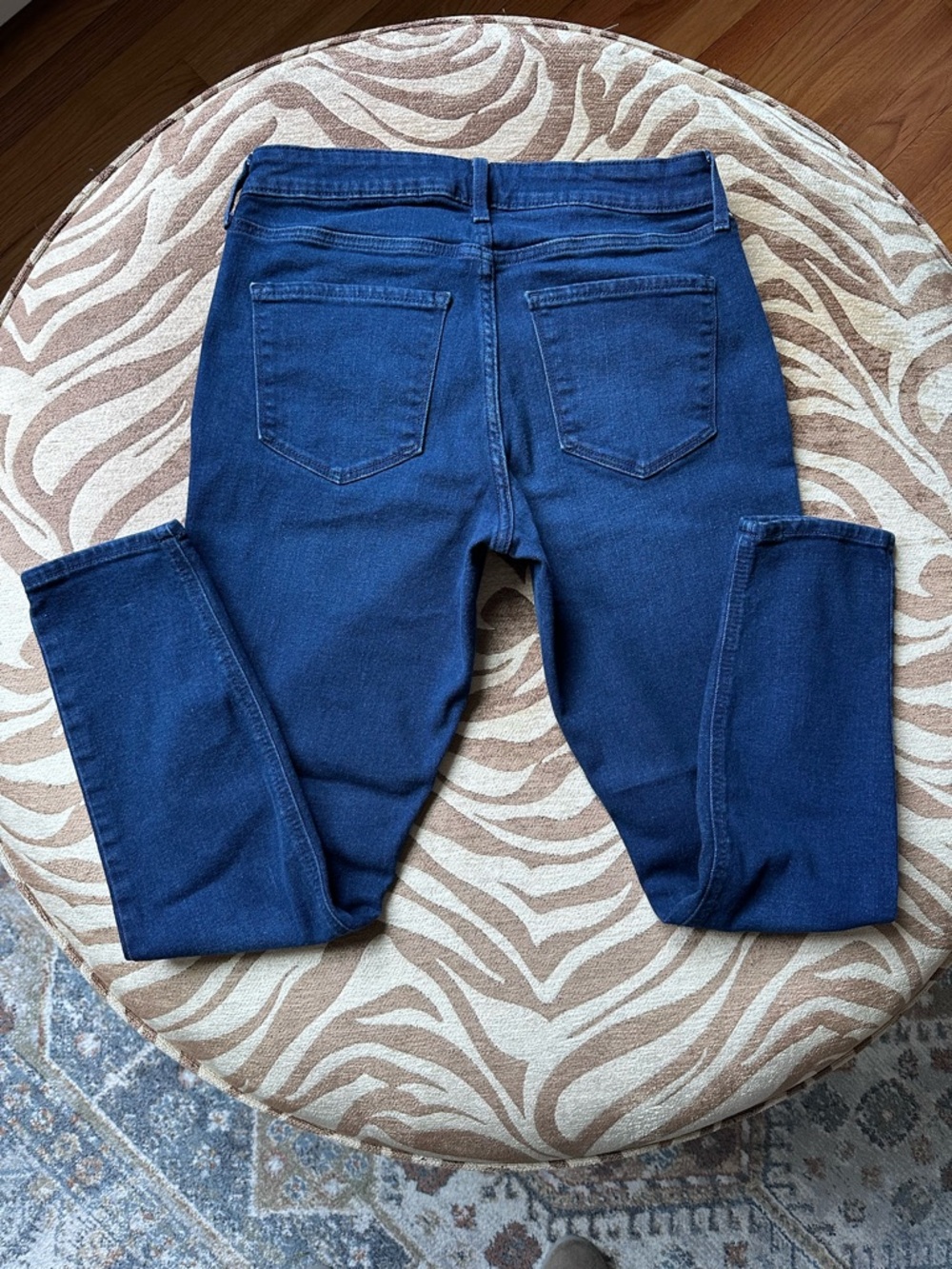 Old Navy Women’s Indigo Stretch Skinny Jeans - Picture 2 of 4